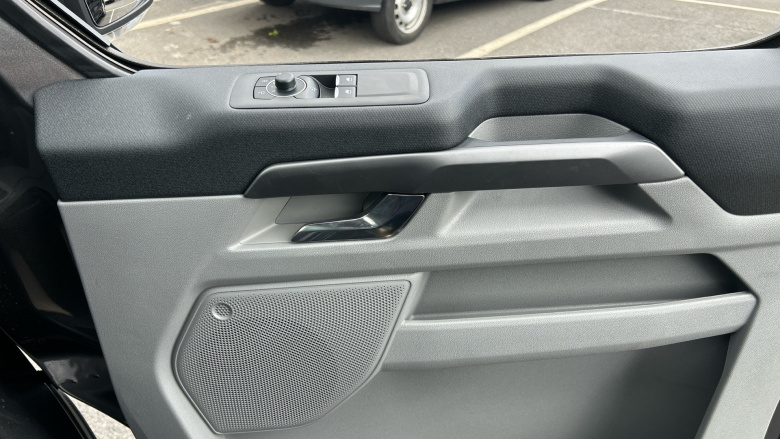 Ford Tourneo Custom 340 L1 Electric Rwd 160kW 65kWh H1 Titanium X 8 seater Auto